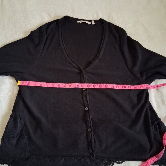 Soft Surroundings Women's 1X Black Knit Tiered Lace Bottom Hem Boho Cardigan - Picture 10 of 12